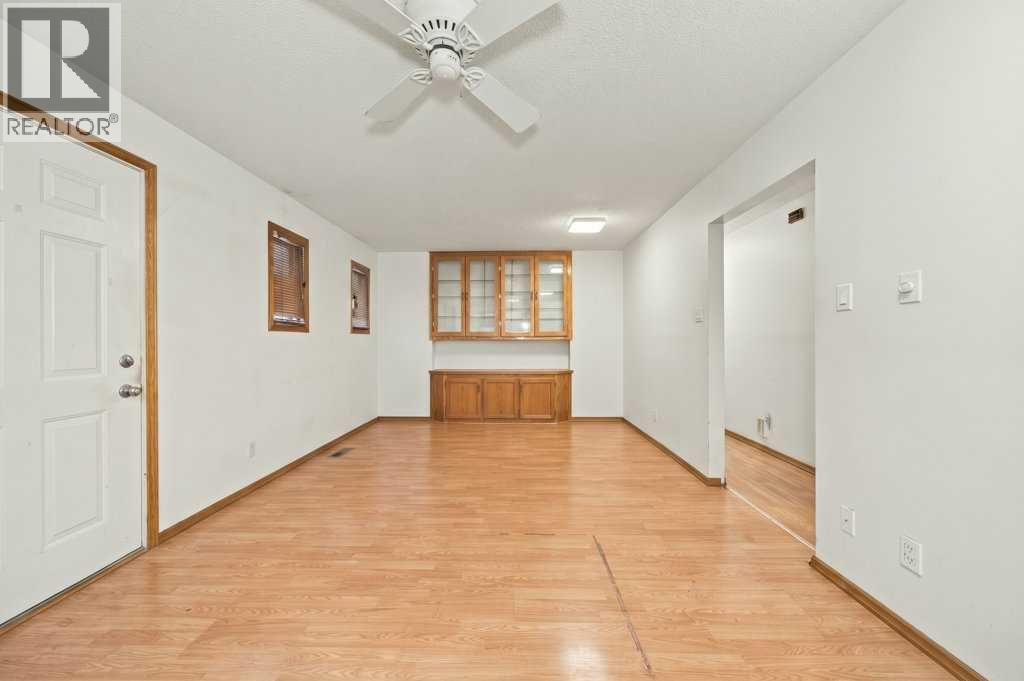 8528 Bowglen Road Nw Property Photo 11