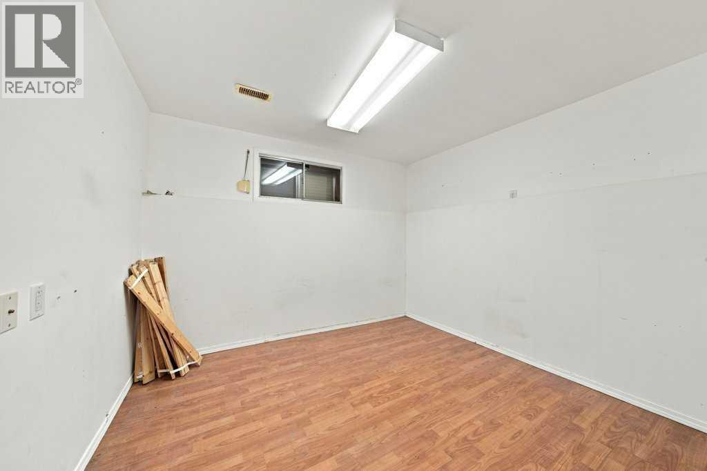 8528 Bowglen Road Nw Property Photo 14
