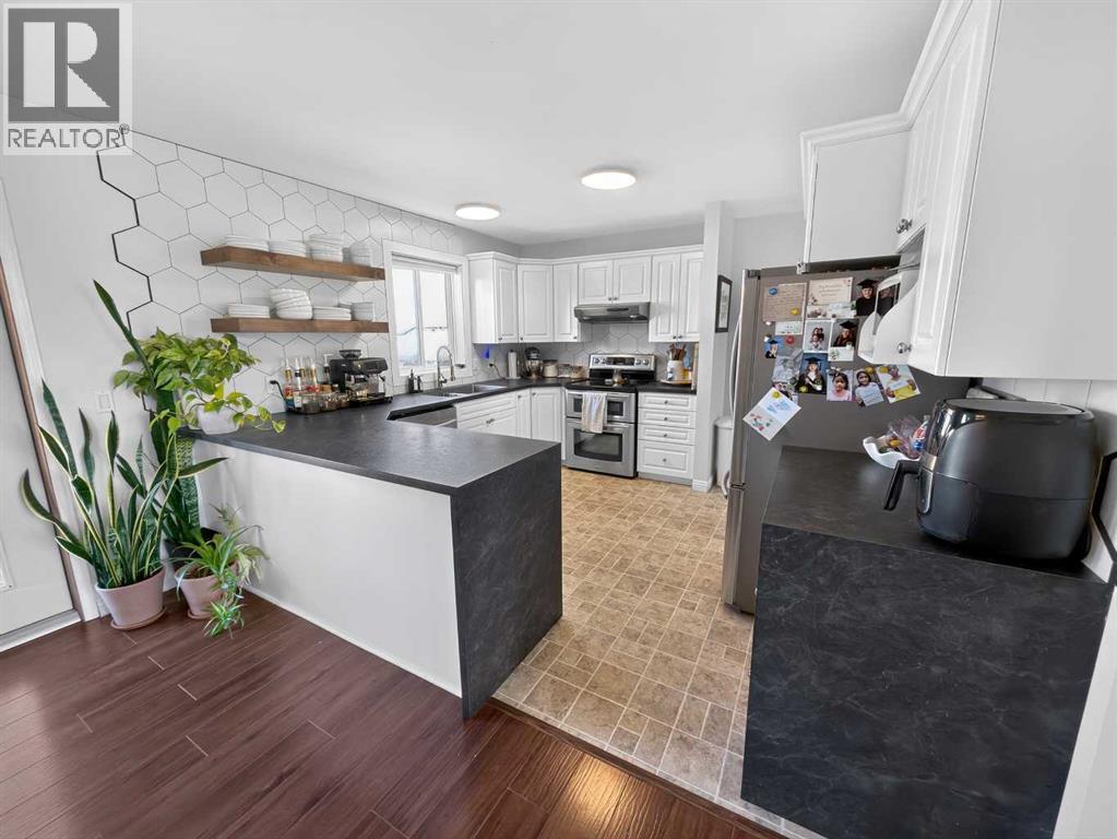 9210 101 Street Property Photo 13