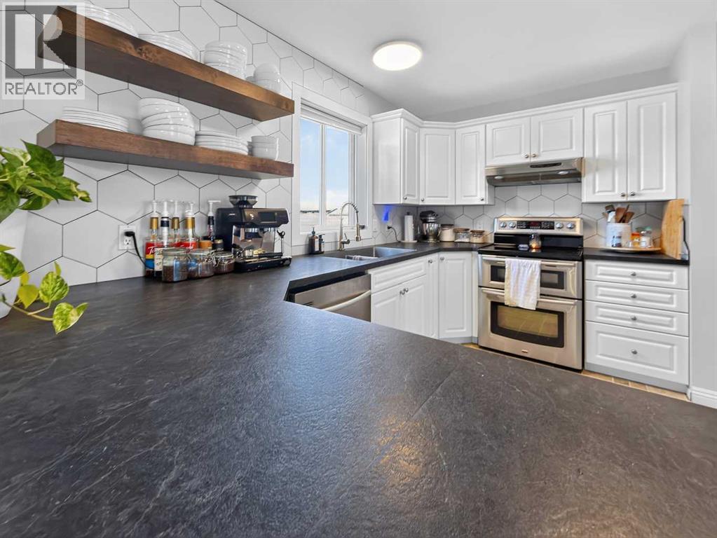 9210 101 Street Property Photo 14