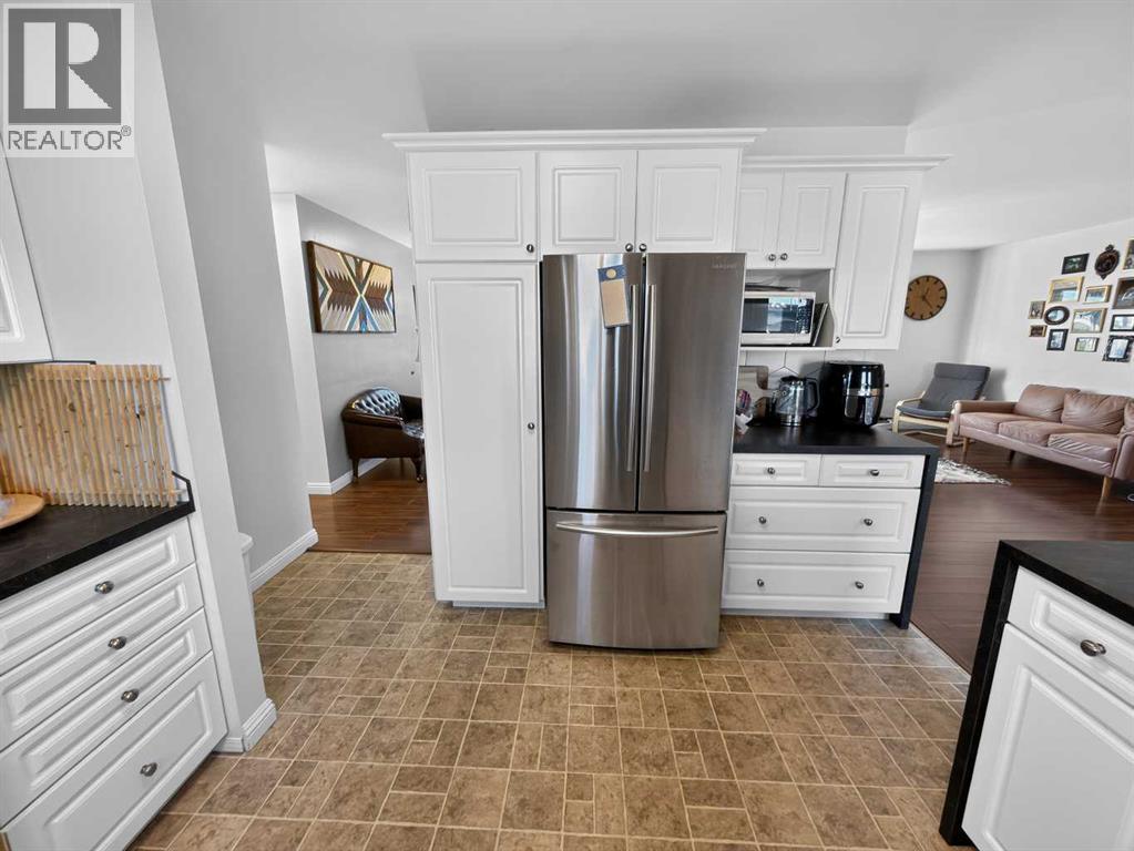 9210 101 Street Property Photo 17