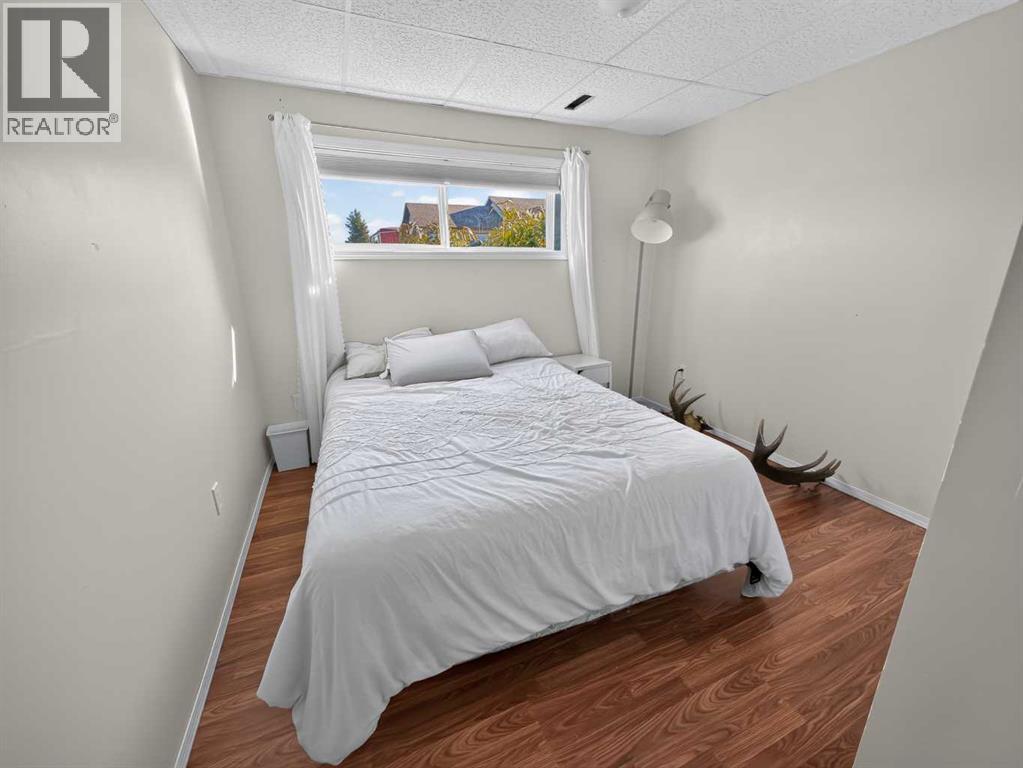 9210 101 Street Property Photo 27