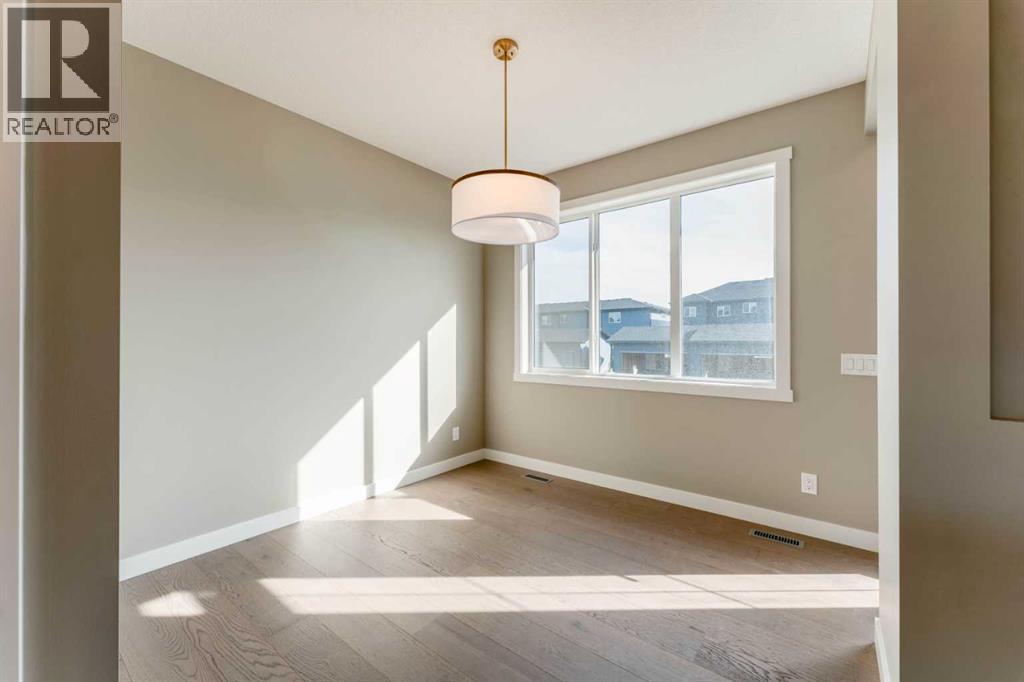 279 Waterford Heights Property Photo 6