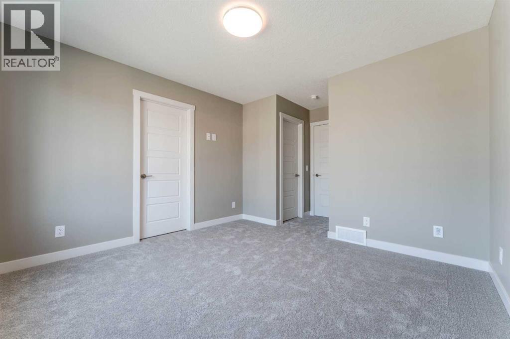 279 Waterford Heights Property Photo 12