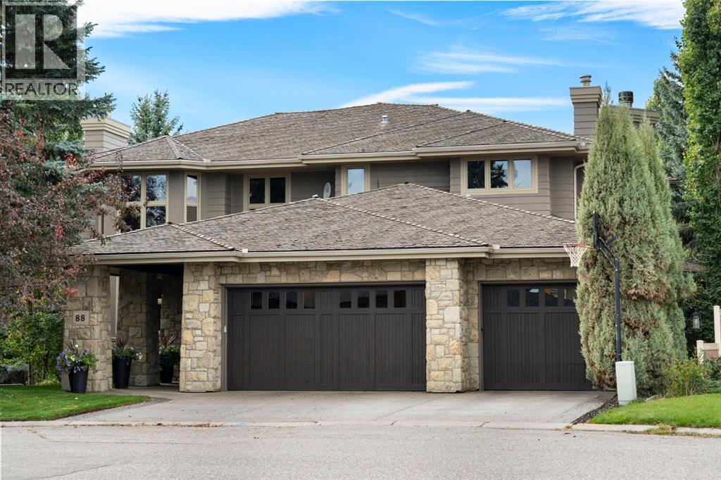 88 Sunset Close Se Property Photo 1