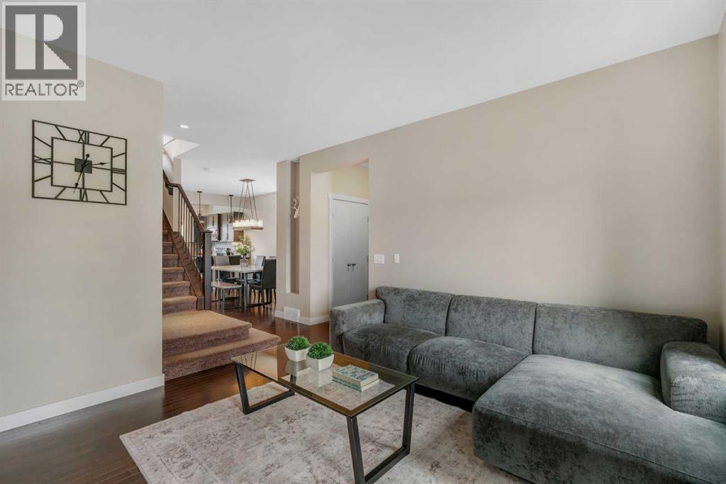 360 Marquis Heights Se Property Photo 7