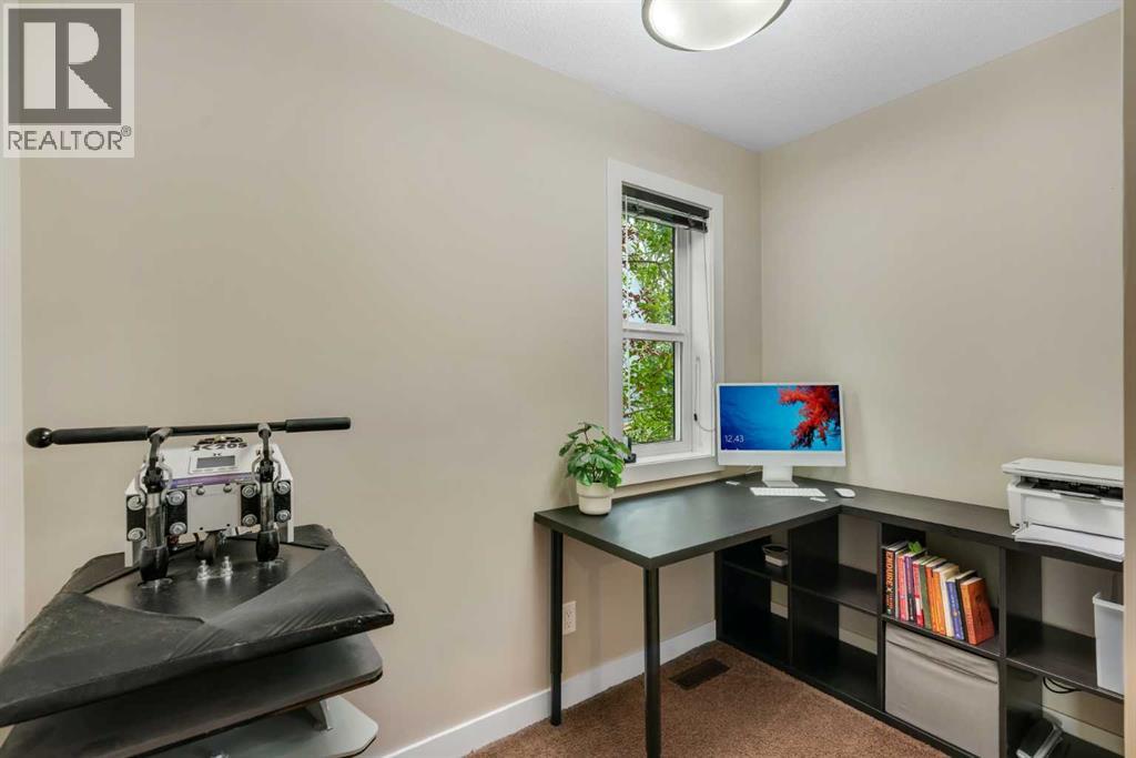 360 Marquis Heights Se Property Photo 11