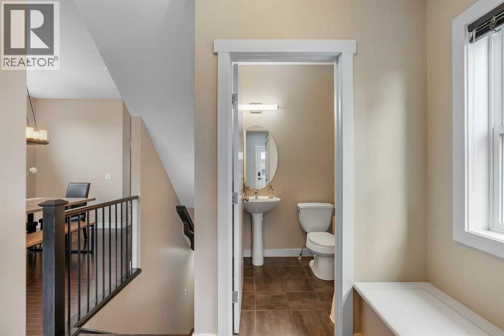 360 Marquis Heights Se Property Photo 23