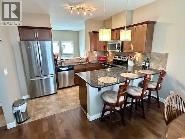 913 Evanston Square Nw Property Photo 12