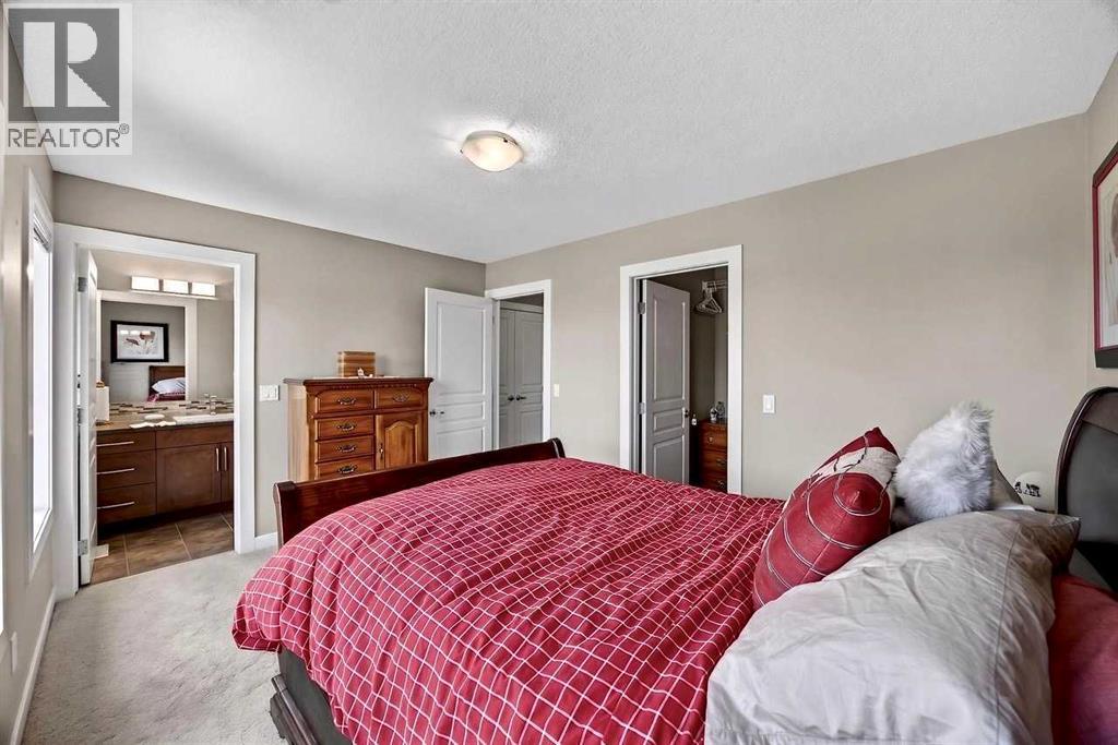 913 Evanston Square Nw Property Photo 20