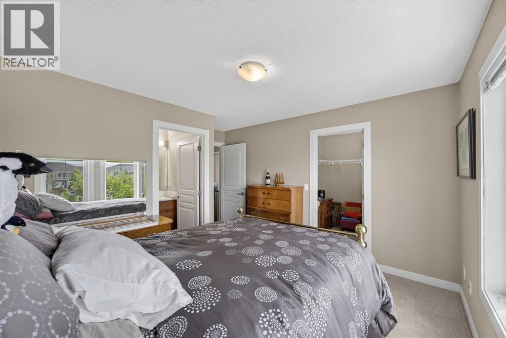 913 Evanston Square Nw Property Photo 24