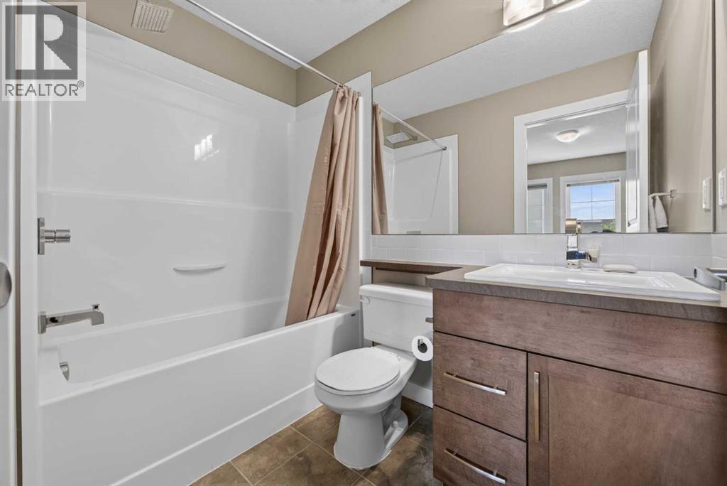 913 Evanston Square Nw Property Photo 26