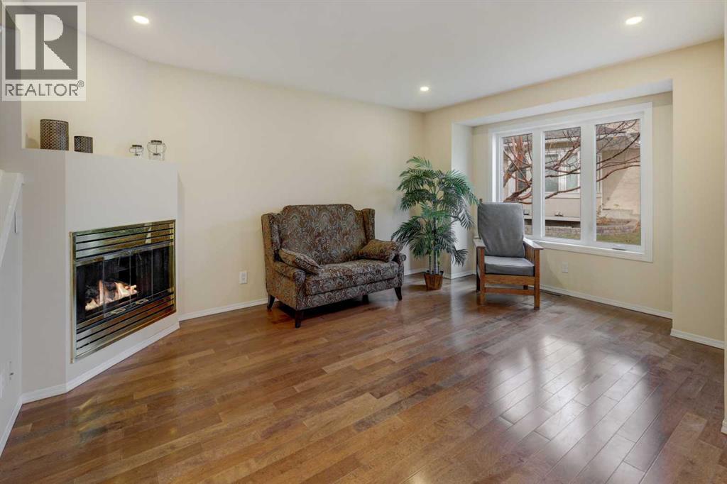 388 Sandarac Drive Northwest Property Photo 11