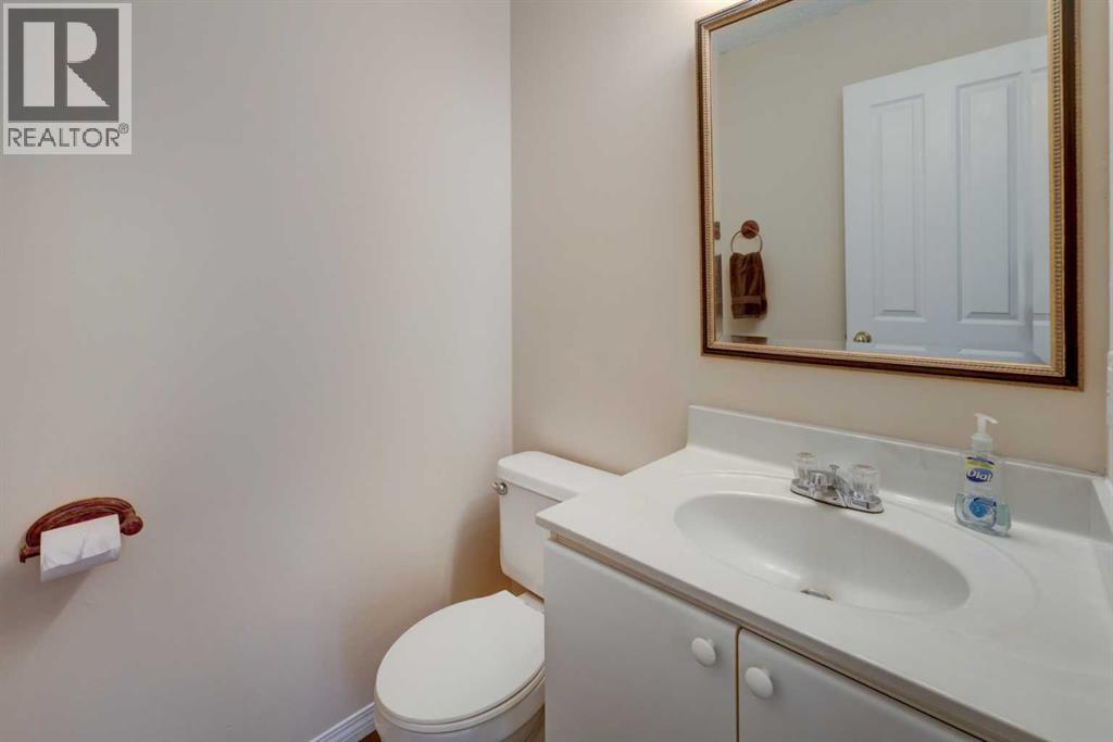 388 Sandarac Drive Northwest Property Photo 12