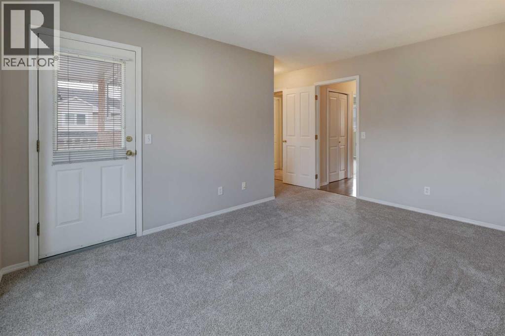 388 Sandarac Drive Northwest Property Photo 16