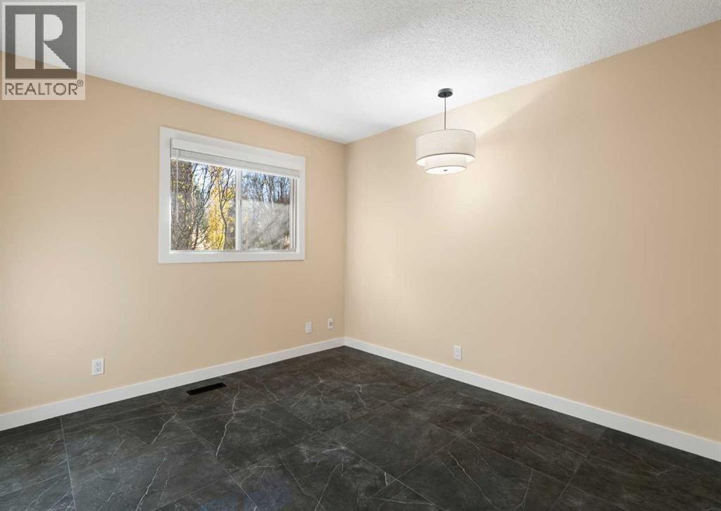 7132 Bow Crescent Nw Property Photo 19