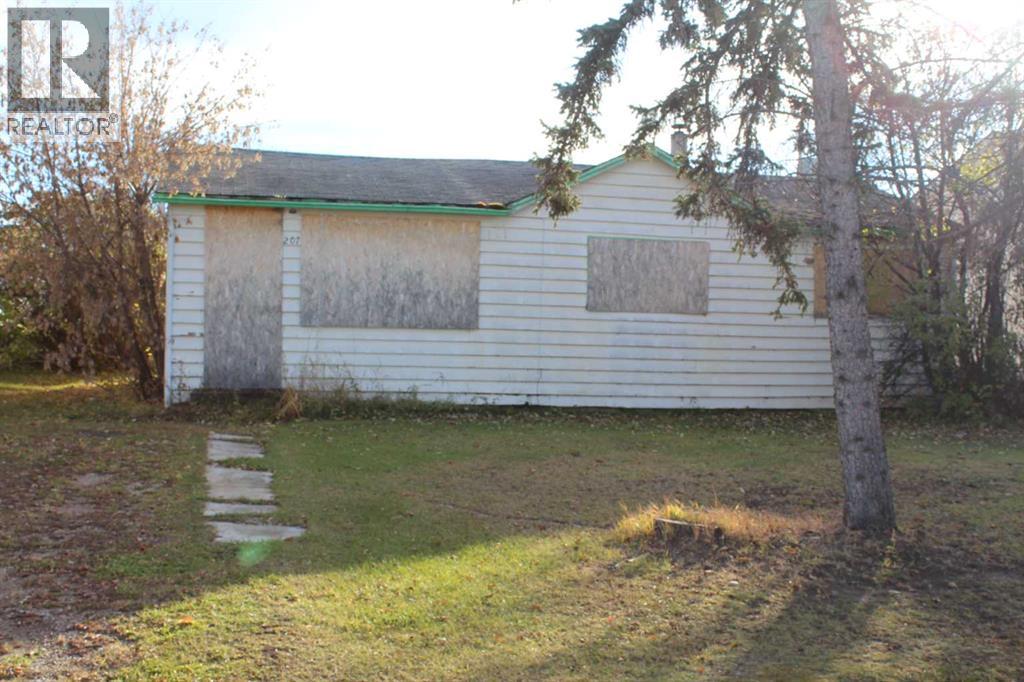 207 2nd Avenue Sw Property Photo 1