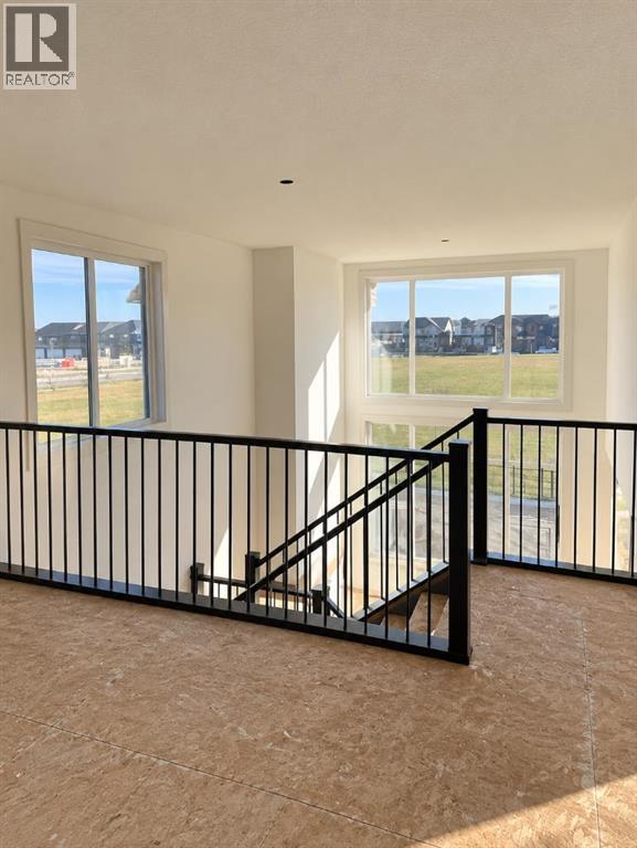 100 Setonvista Crescent Se Property Photo 11