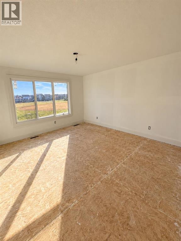 100 Setonvista Crescent Se Property Photo 13