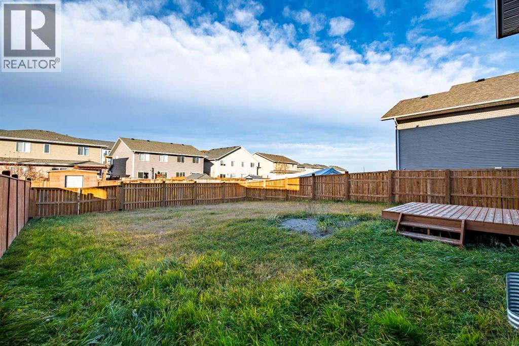 10 Travis Close Property Photo 22