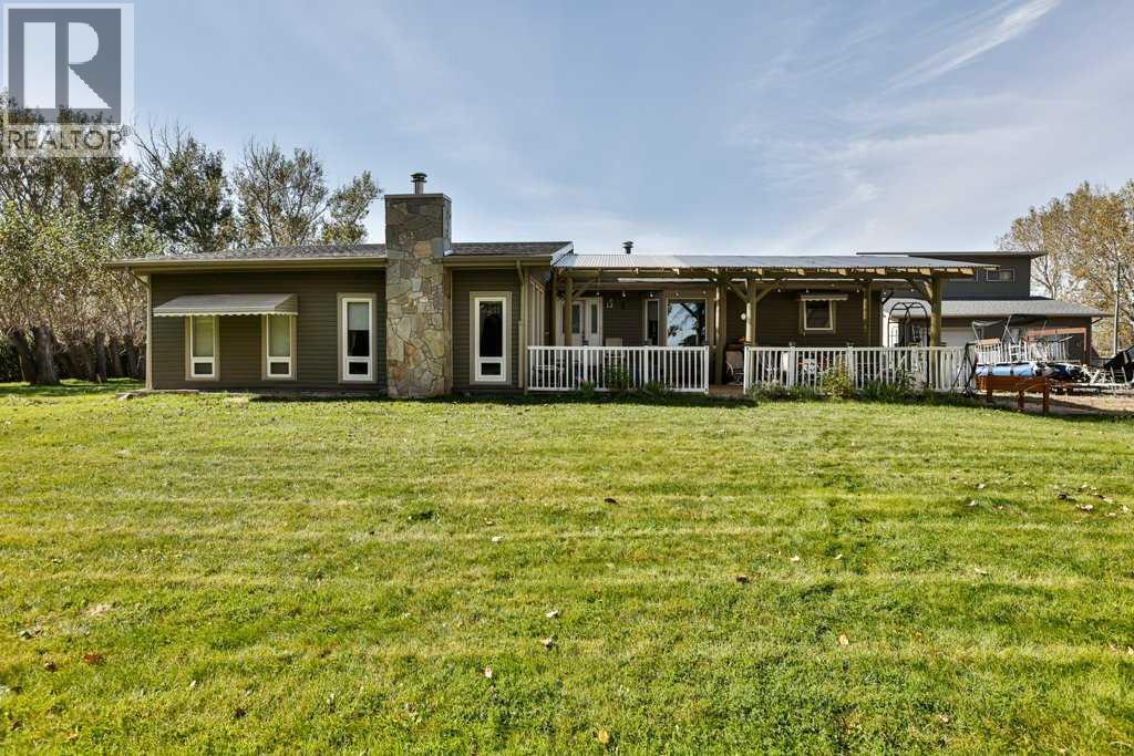 105076 Range Road 22-0 Property Photo 1