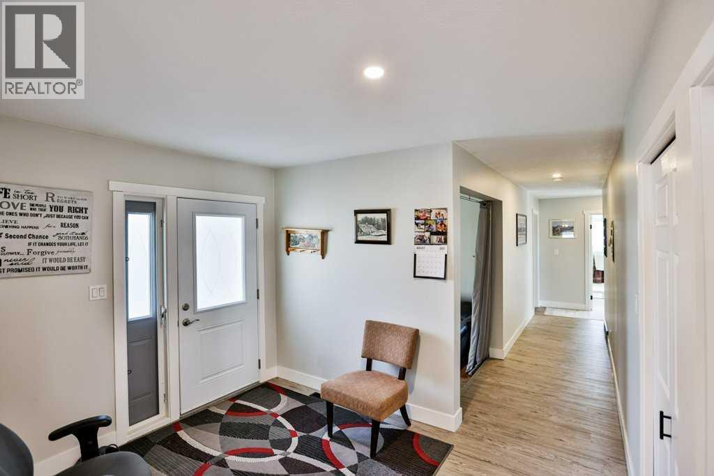 105076 Range Road 22-0 Property Photo 6