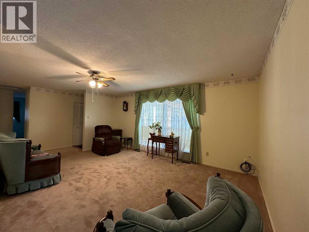 7717 28 Avenue Property Photo 6