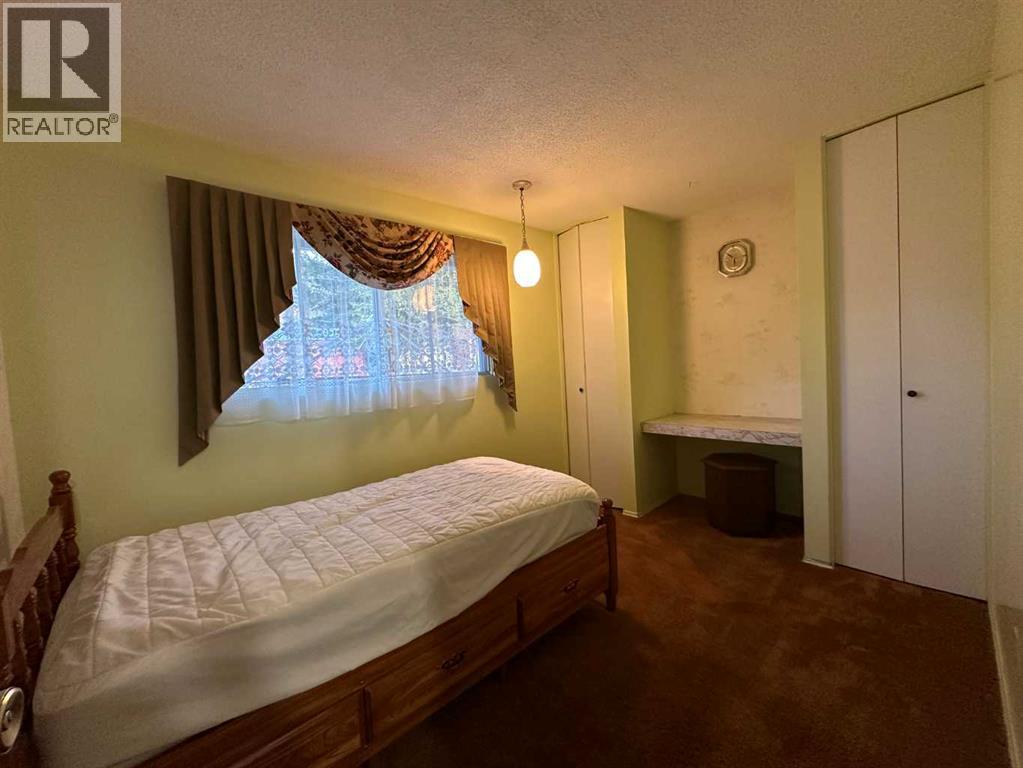 7717 28 Avenue Property Photo 7