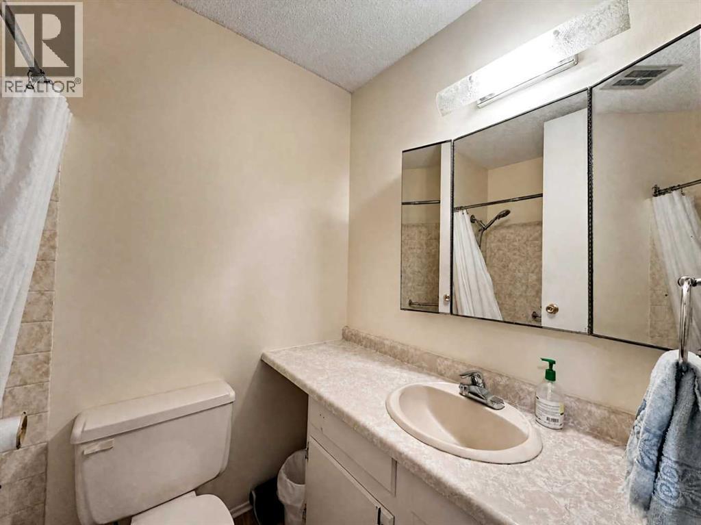 7717 28 Avenue Property Photo 9