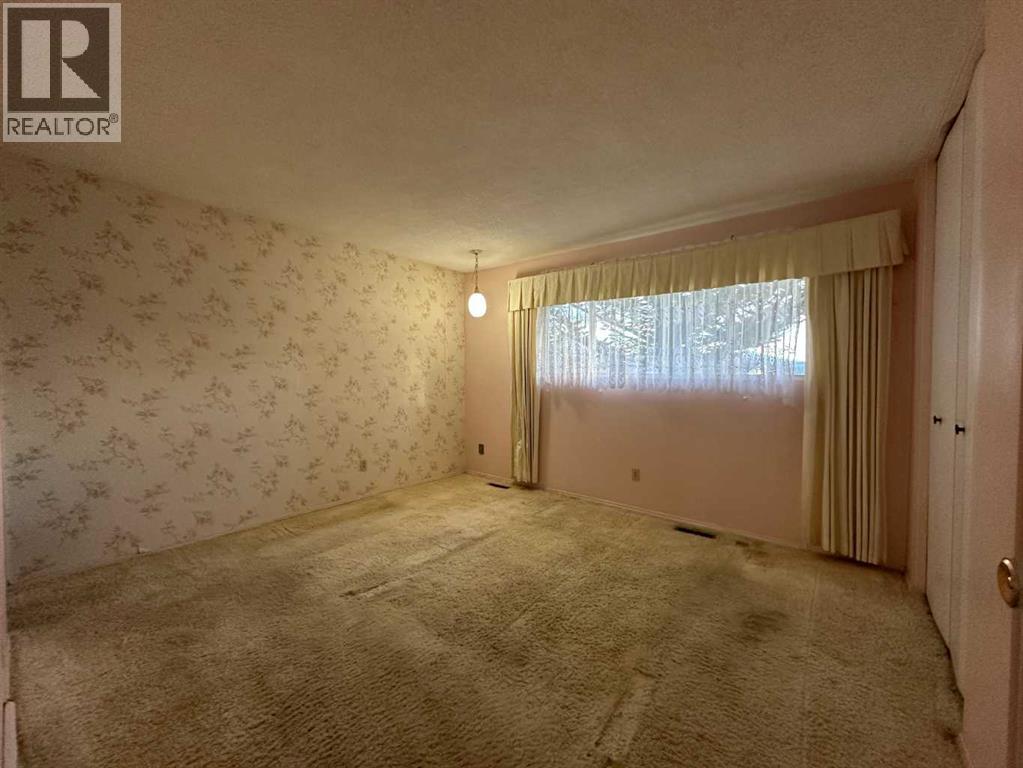 7717 28 Avenue Property Photo 10