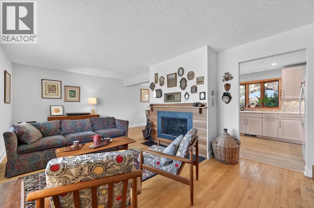 3811 24 Street Nw Property Photo 11