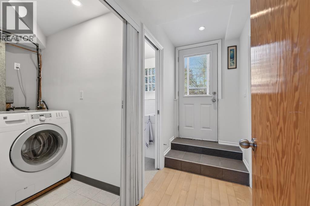 3811 24 Street Nw Property Photo 19
