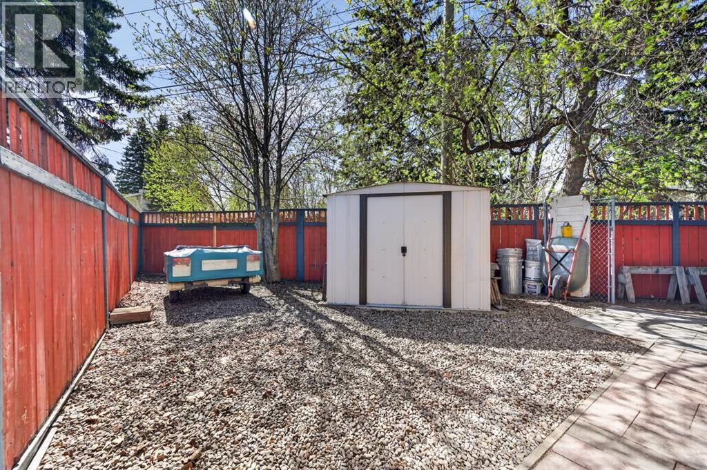 3811 24 Street Nw Property Photo 34