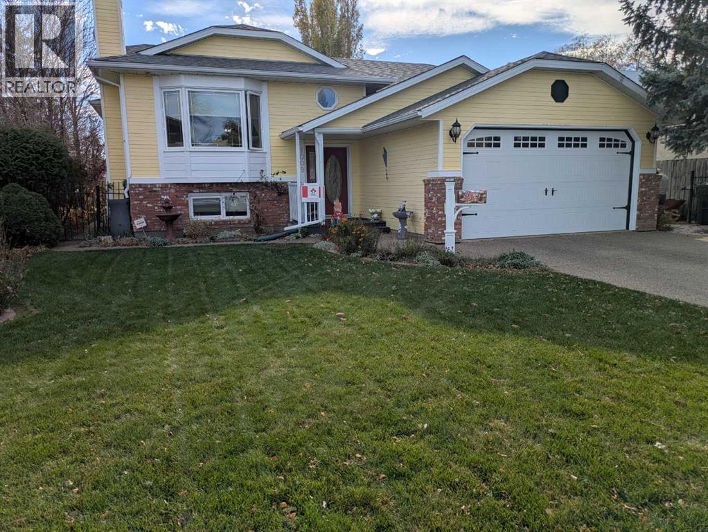 1009 22 Avenue Property Photo 1