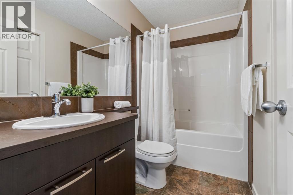 338 Sunset Common Property Photo 18