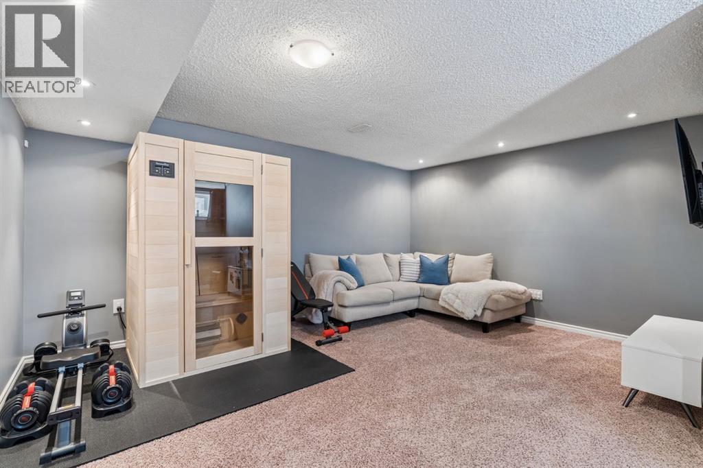 338 Sunset Common Property Photo 23
