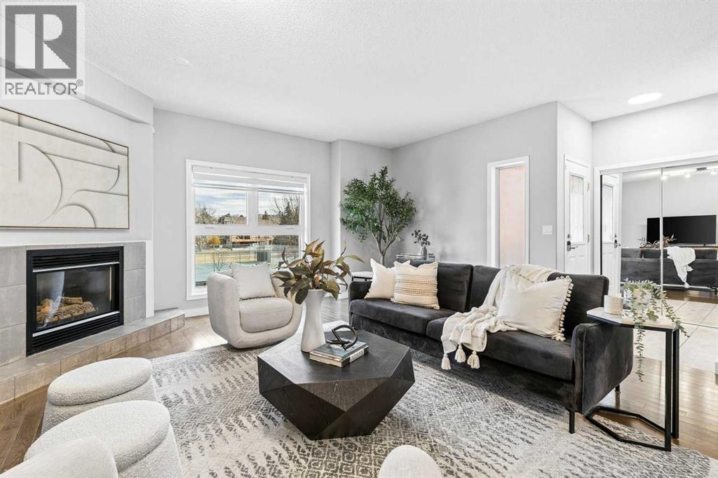 2405 17 Street Sw Property Photo 1