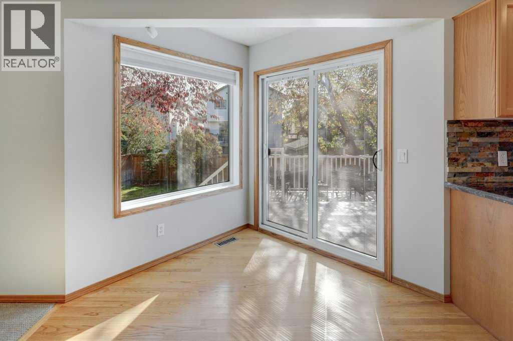 212 Riverview Close Se Property Photo 8