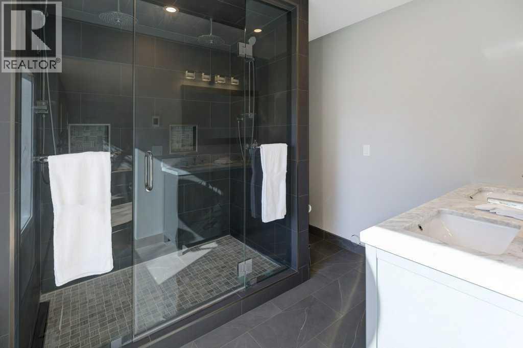 212 Riverview Close Se Property Photo 21