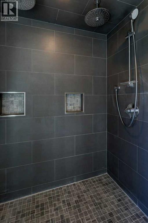 212 Riverview Close Se Property Photo 22