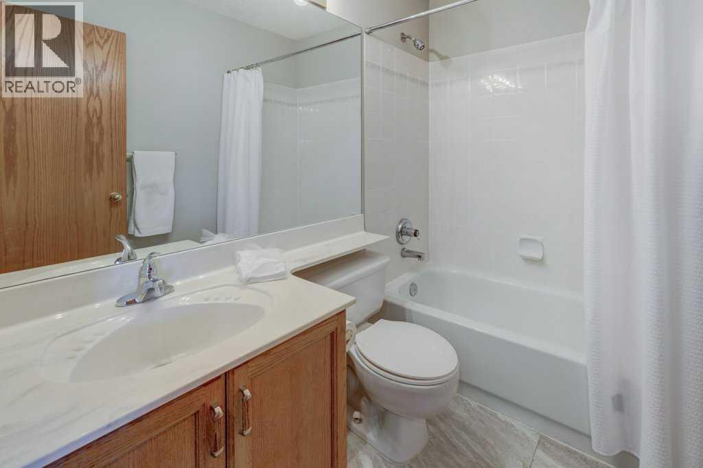 212 Riverview Close Se Property Photo 27