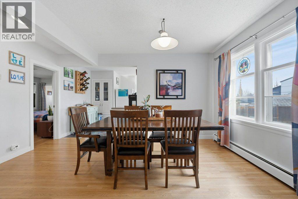 3239 Kenmare Crescent Sw Property Photo 9