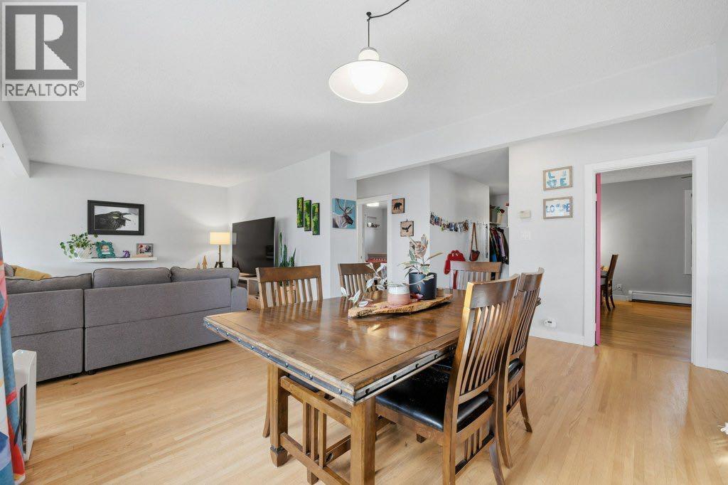 3239 Kenmare Crescent Sw Property Photo 10