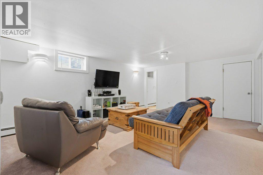 3239 Kenmare Crescent Sw Property Photo 24