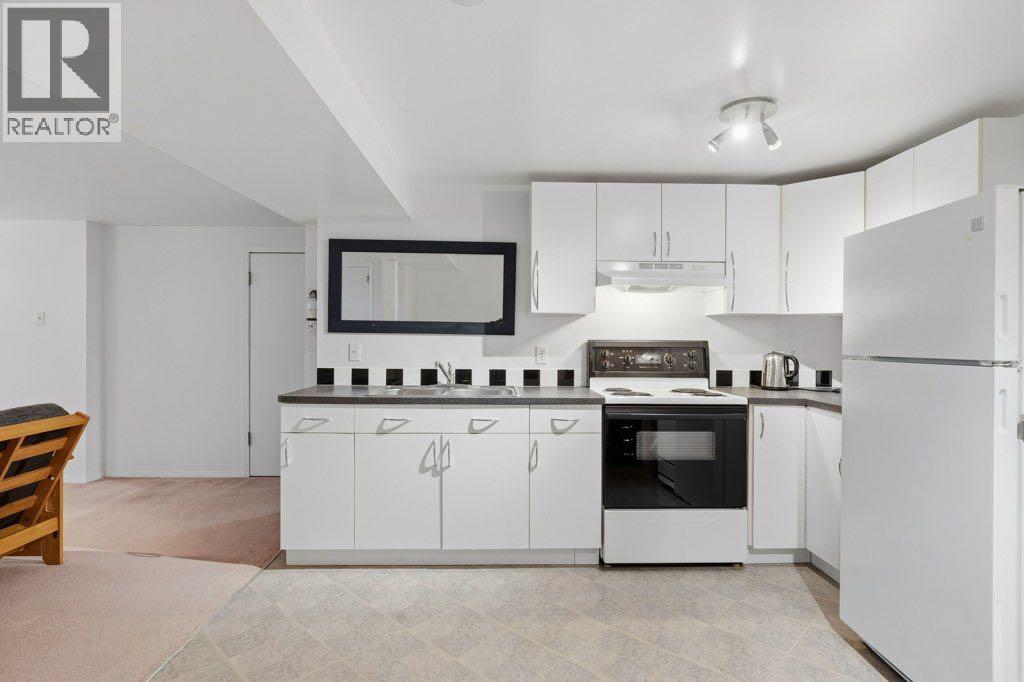 3239 Kenmare Crescent Sw Property Photo 27