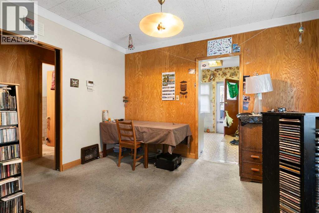 206 12 Avenue Ne Property Photo 12