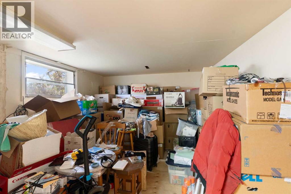 206 12 Avenue Ne Property Photo 26