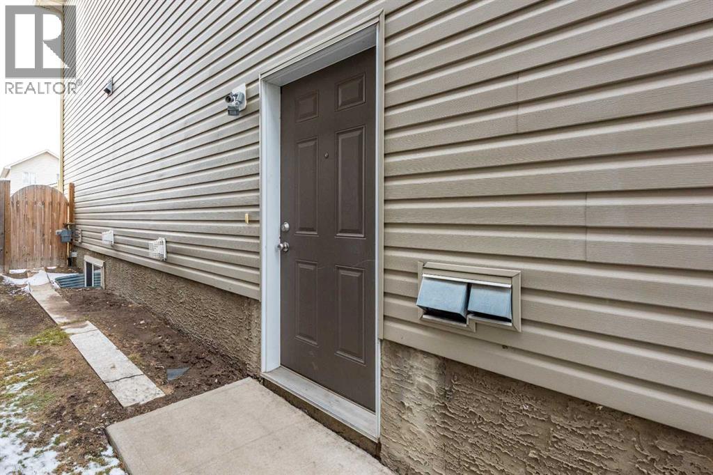 422 Taralake Way Ne Property Photo 7