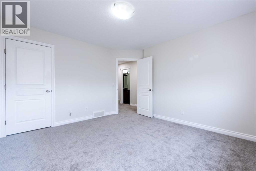 422 Taralake Way Ne Property Photo 26