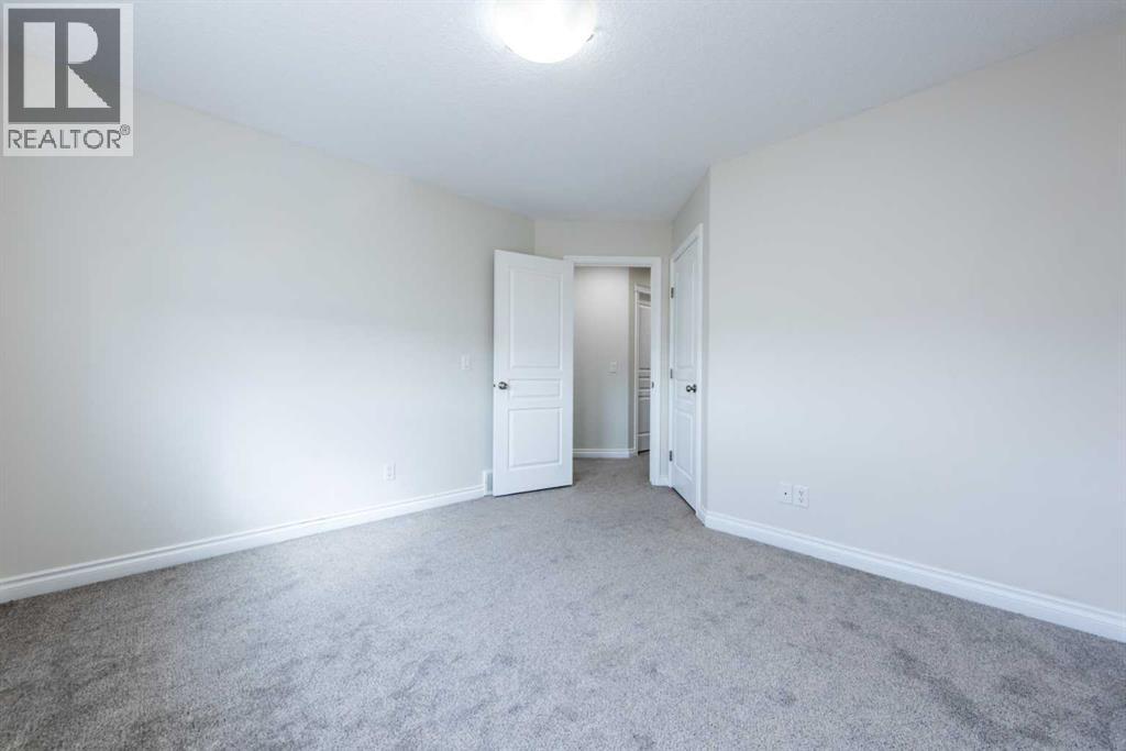 422 Taralake Way Ne Property Photo 30